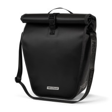 URBAN PROOF UP DISTRICT ENKELE FIETSTAS 20L. ZWART